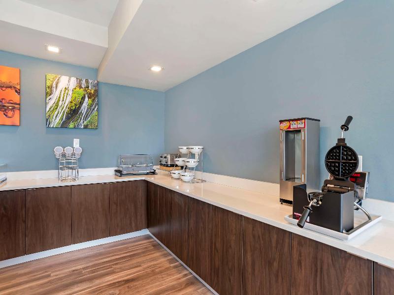 Sleep Inn & Suites Fort Walton Beach - Destin West image