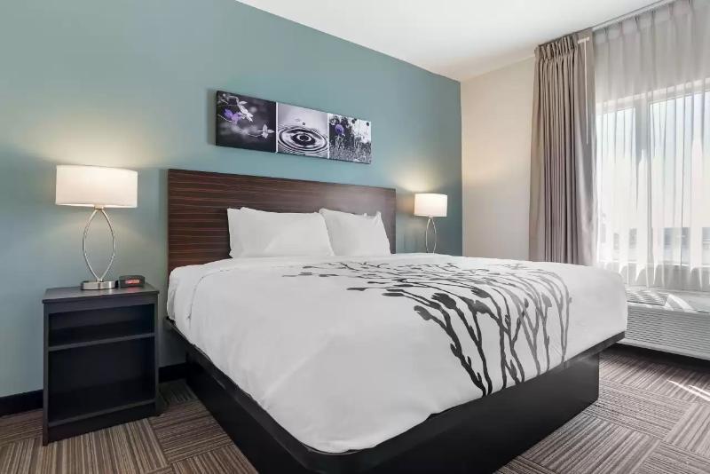 Sleep Inn & Suites Fort Walton Beach - Destin West image