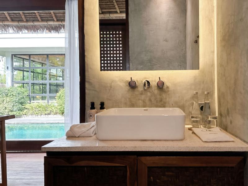 Zin Berawa Villas & Bungalows image
