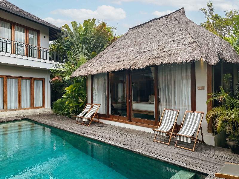 Zin Berawa Villas & Bungalows image