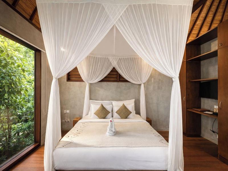 Zin Berawa Villas & Bungalows image
