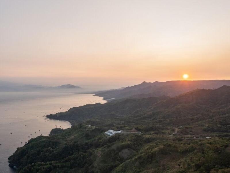 Laska Hotel & Resort Ciletuh image