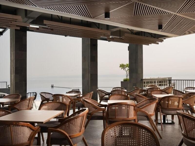 Laska Hotel & Resort Ciletuh image