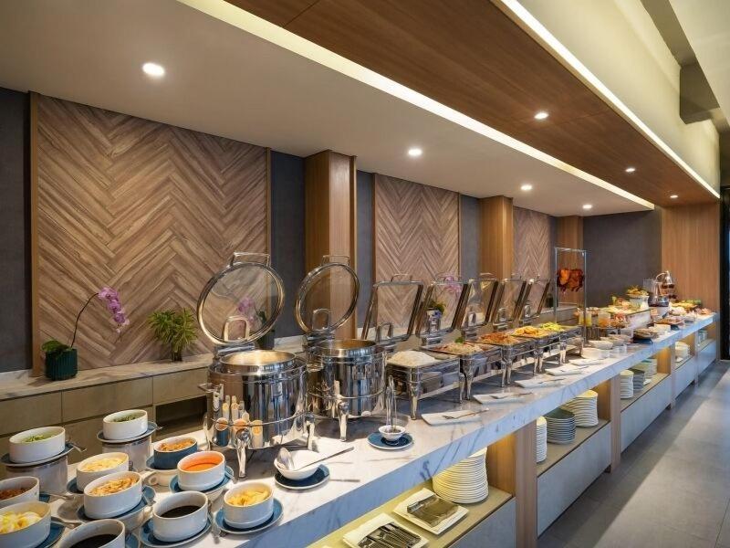 Laska Hotel & Resort Ciletuh image