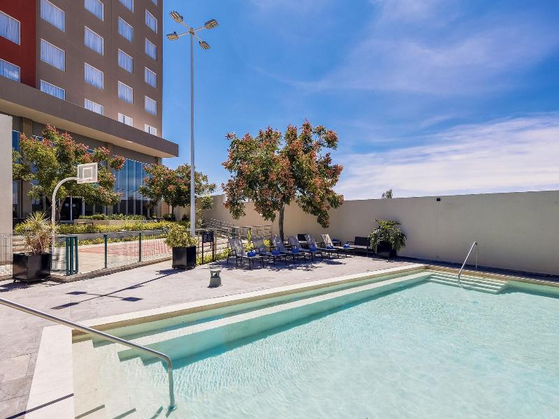 Fiesta Inn Suites Aeropuerto Del Bajío