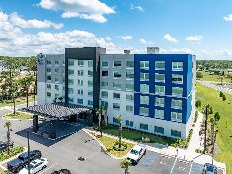 Holiday Inn Express Fort Walton Beach Eglin Area image