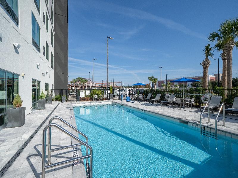 Holiday Inn Express Fort Walton Beach Eglin Area image