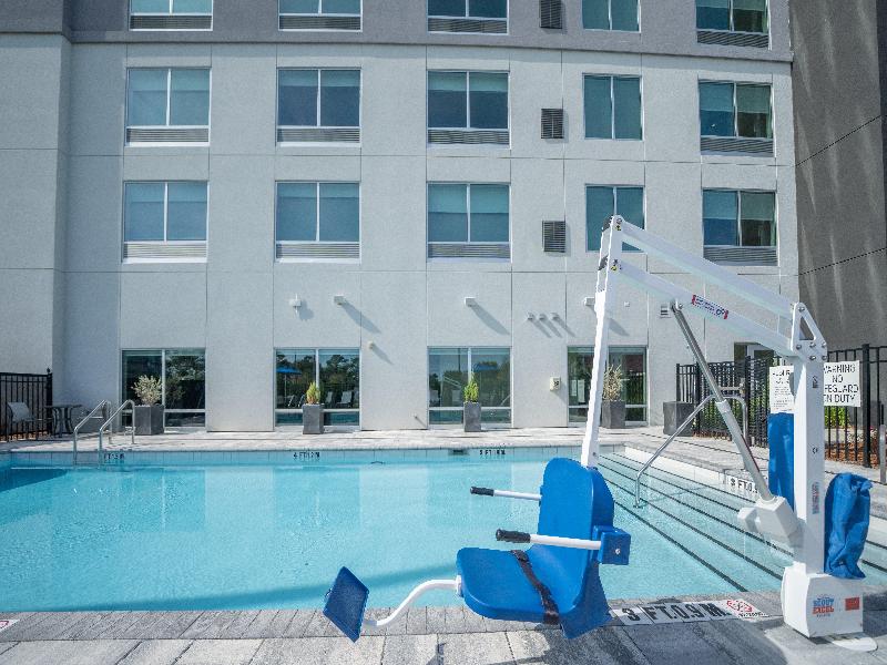 Holiday Inn Express Fort Walton Beach Eglin Area image