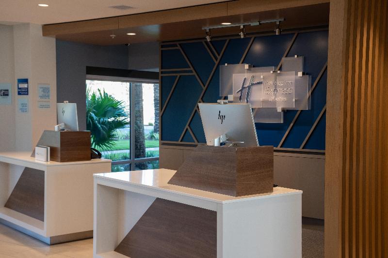 Holiday Inn Express Fort Walton Beach Eglin Area image