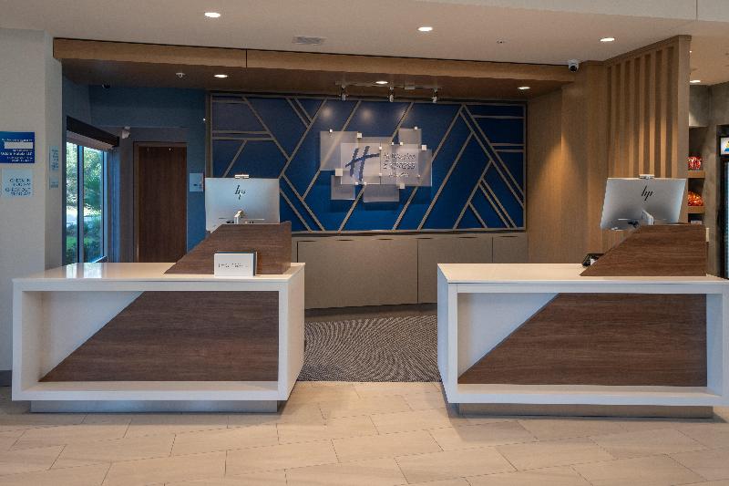 Holiday Inn Express Fort Walton Beach Eglin Area image