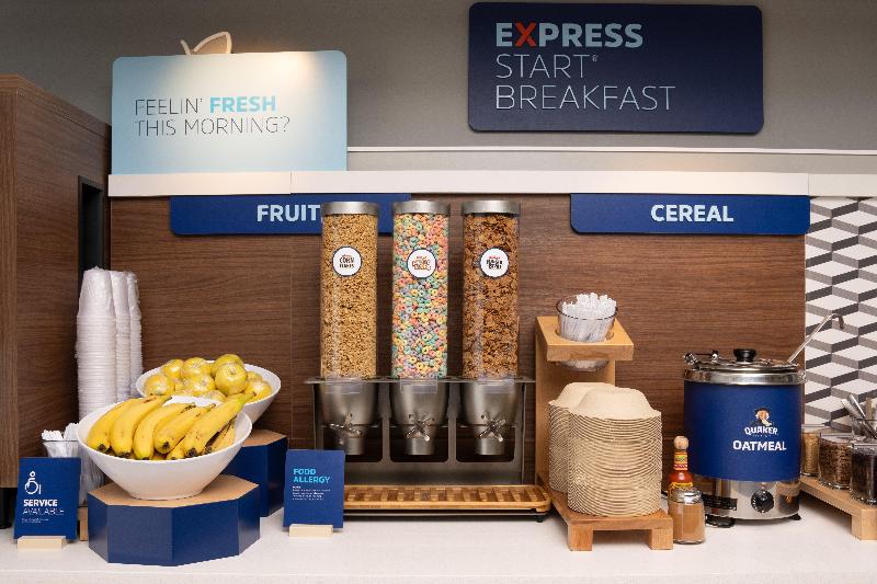Holiday Inn Express Fort Walton Beach Eglin Area image