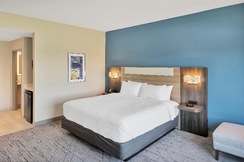 Holiday Inn Express Fort Walton Beach Eglin Area image