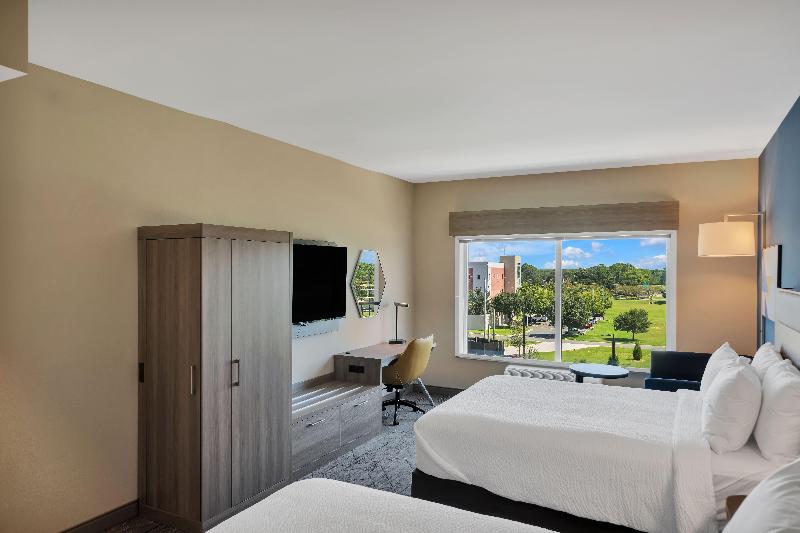 Holiday Inn Express Fort Walton Beach Eglin Area image