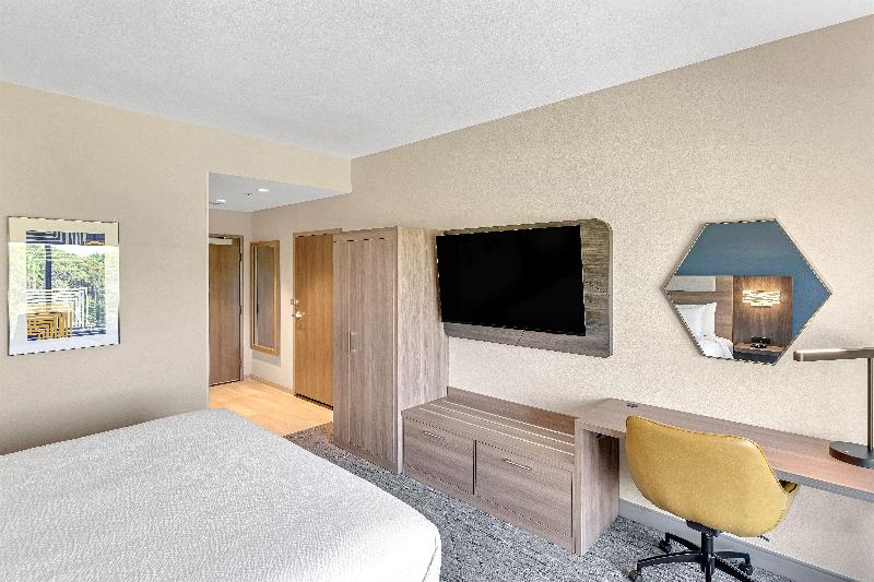 Holiday Inn Express Fort Walton Beach Eglin Area image