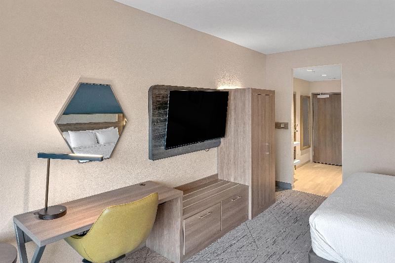 Holiday Inn Express Fort Walton Beach Eglin Area image
