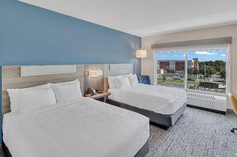 Holiday Inn Express Fort Walton Beach Eglin Area image