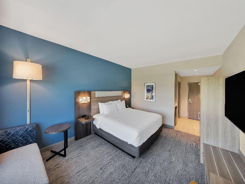 Holiday Inn Express Fort Walton Beach Eglin Area image