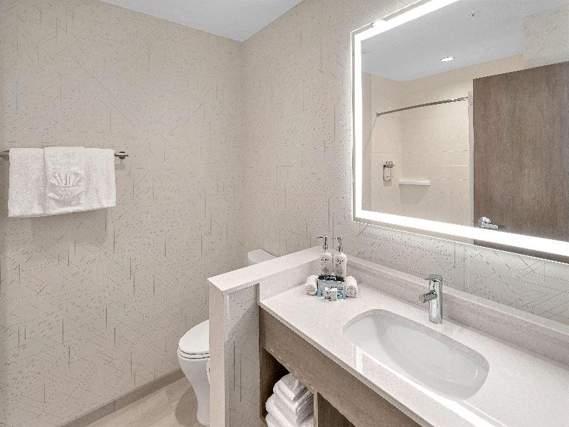 Holiday Inn Express Fort Walton Beach Eglin Area image