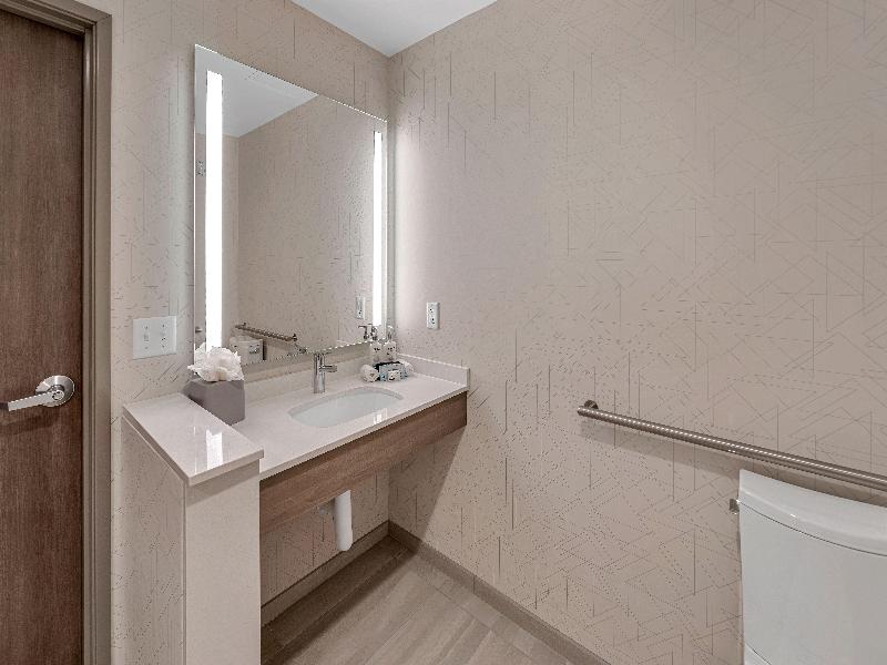 Holiday Inn Express Fort Walton Beach Eglin Area image