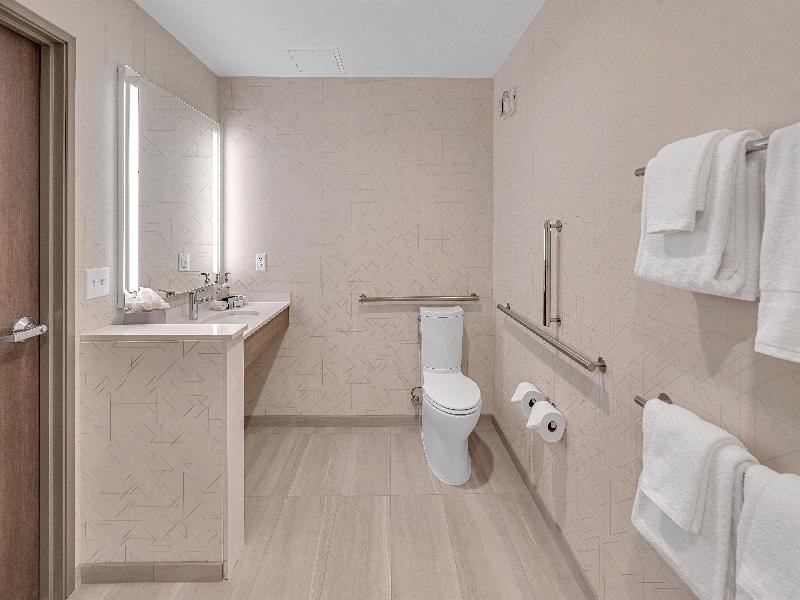 Holiday Inn Express Fort Walton Beach Eglin Area image