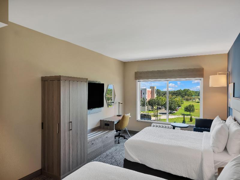 Holiday Inn Express Fort Walton Beach Eglin Area image