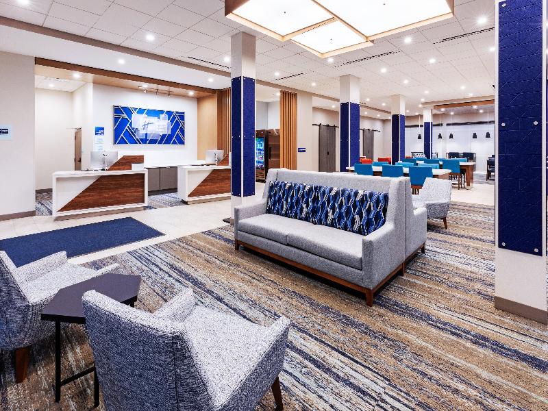 Holiday Inn Express & Suites Senatobia I-55 By IHG