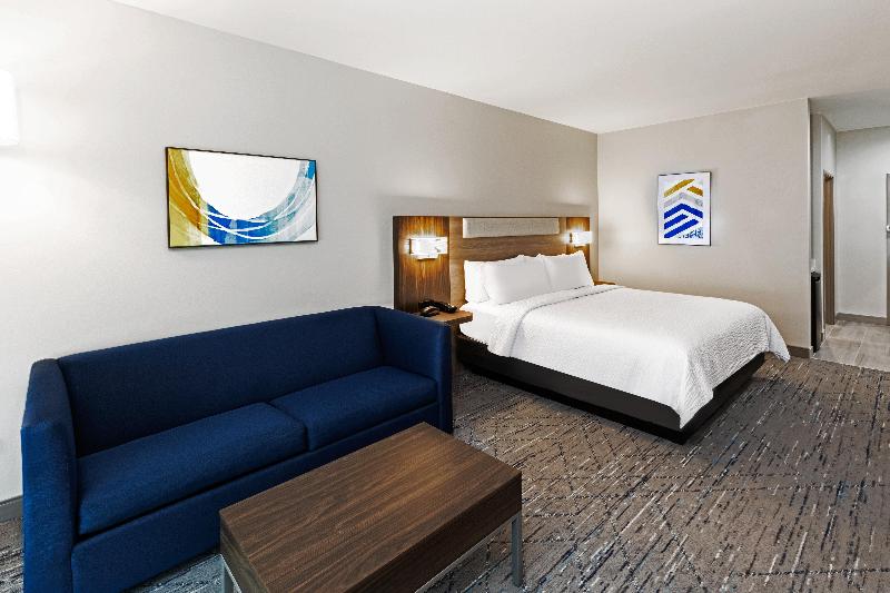 Holiday Inn Express & Suites Senatobia I-55 By IHG image