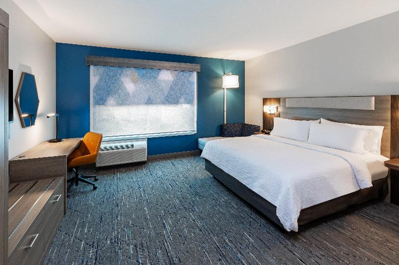 Holiday Inn Express & Suites Senatobia I-55 By IHG image