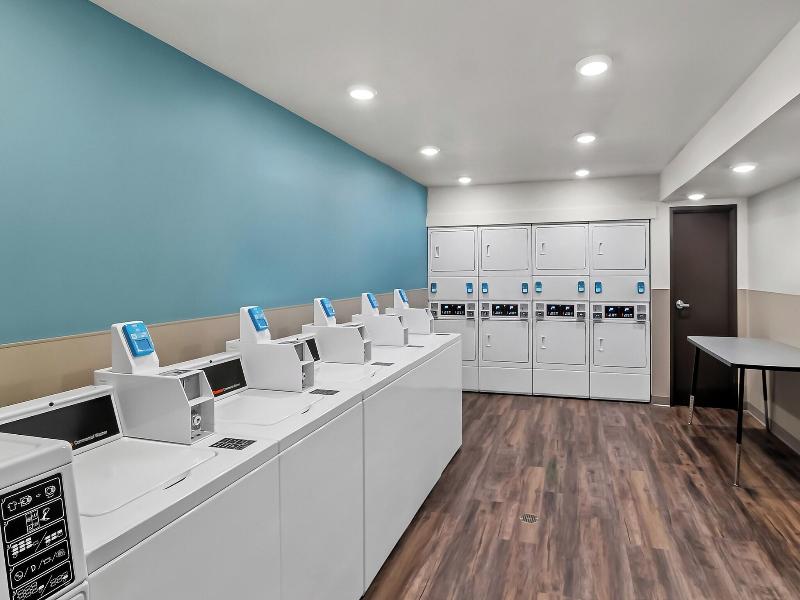 Woodspring Suites Newington - Hartford South image
