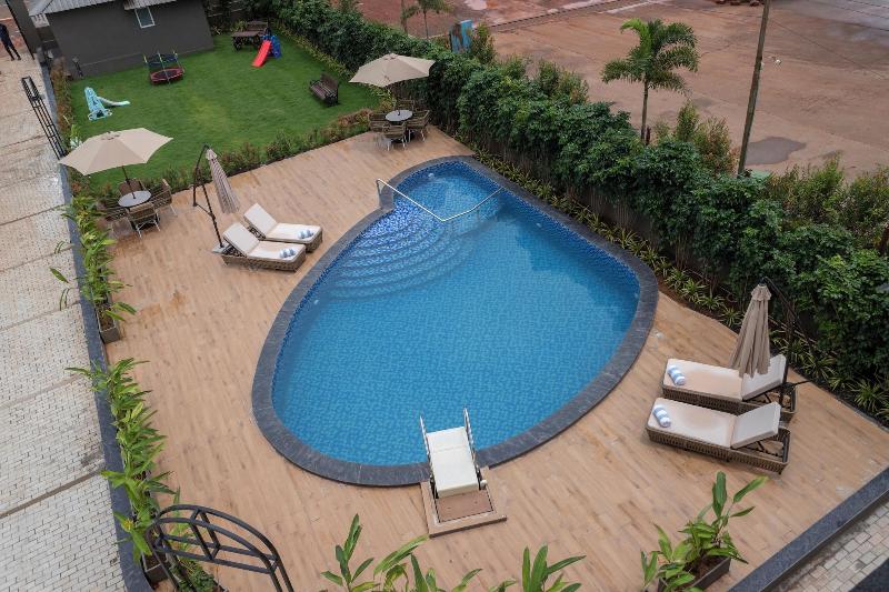 Stone Wood Hotel Amboli image