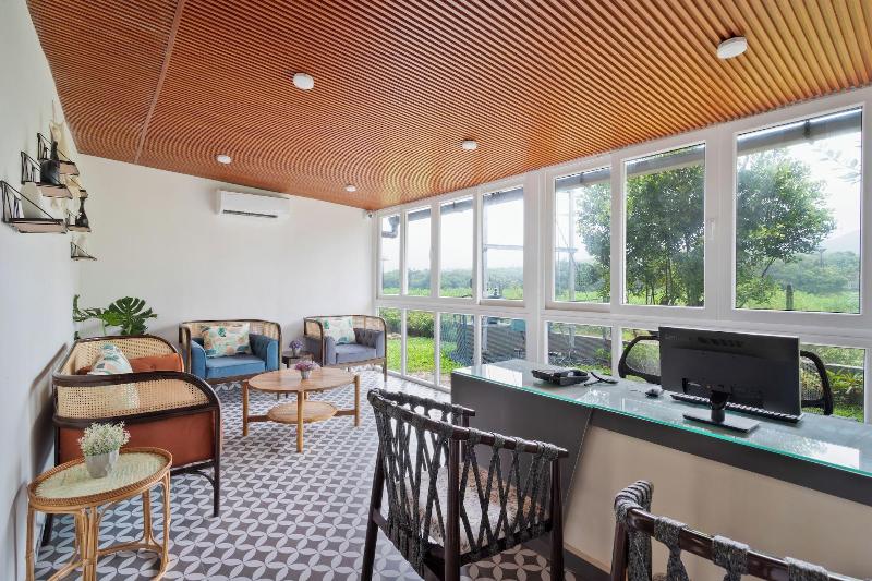Stone Wood Hotel Amboli image