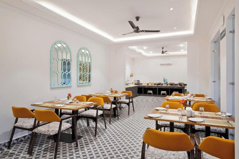 Stone Wood Hotel Amboli image 6