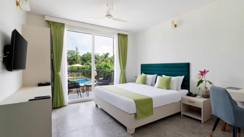 Stone Wood Hotel Amboli image