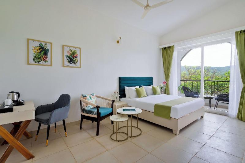 Stone Wood Hotel Amboli image