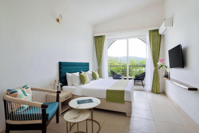 Stone Wood Hotel Amboli image 2