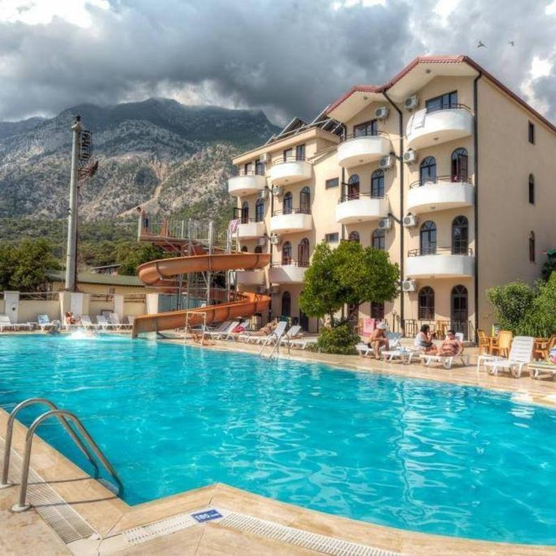 Akasia Resort Hotel 2