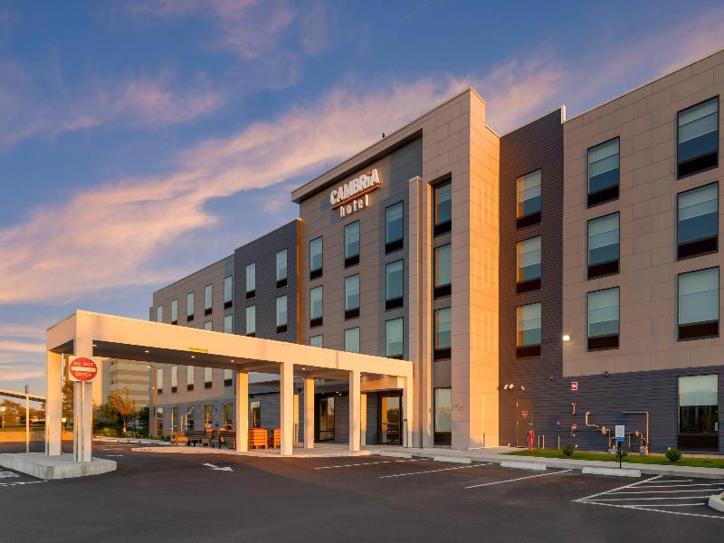 Cambria Hotel & Suites Plymouth image