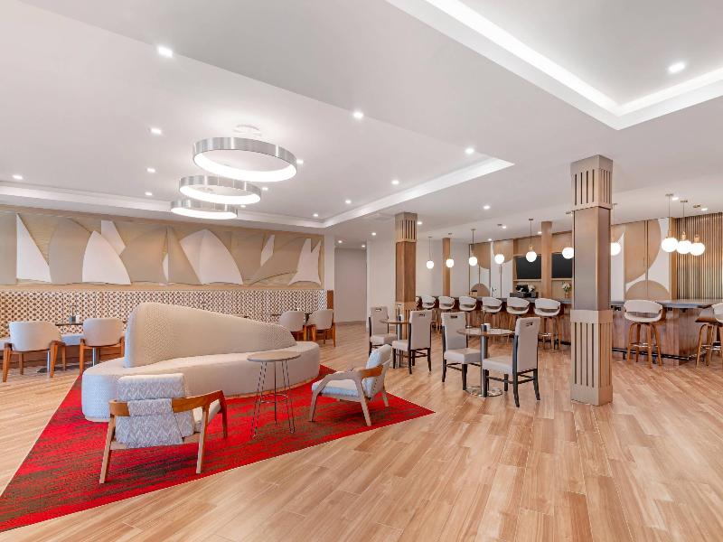 Cambria Hotel & Suites Plymouth image