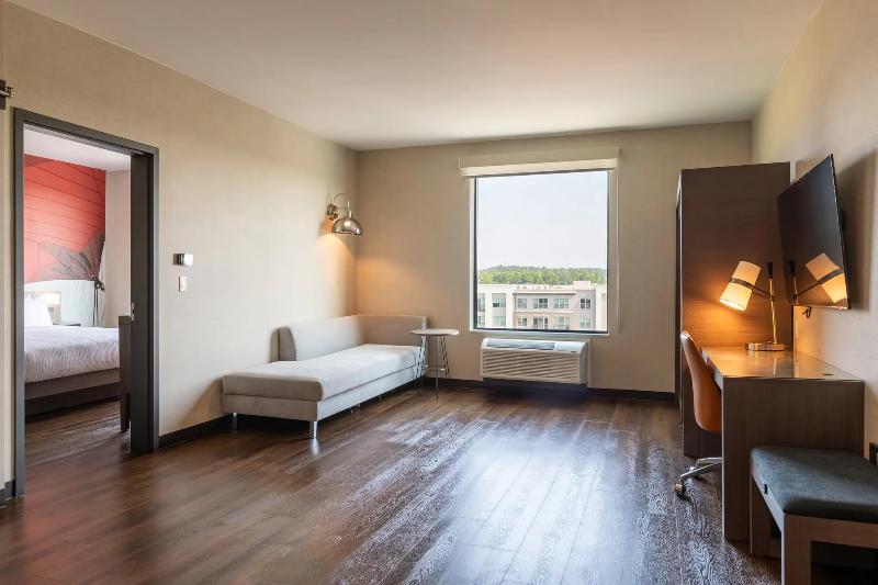 Cambria Hotel & Suites Plymouth image
