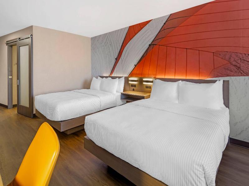 Cambria Hotel & Suites Plymouth image