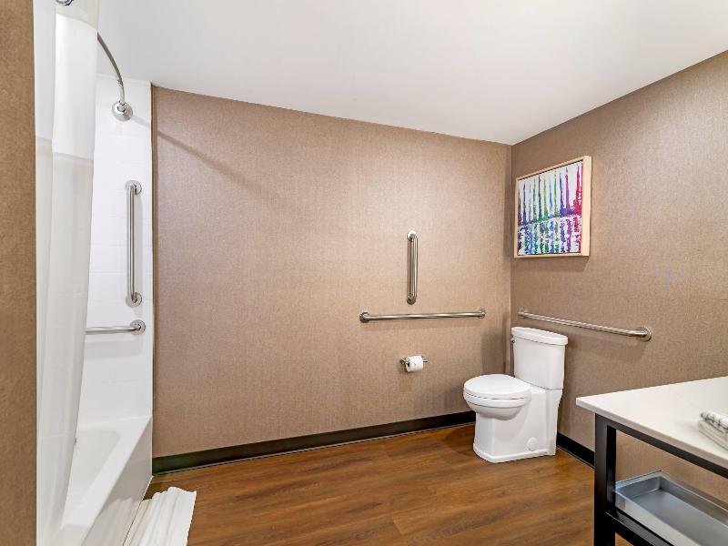 Cambria Hotel & Suites Plymouth image