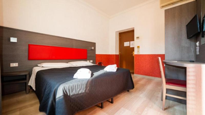 Hotel Center 2 image