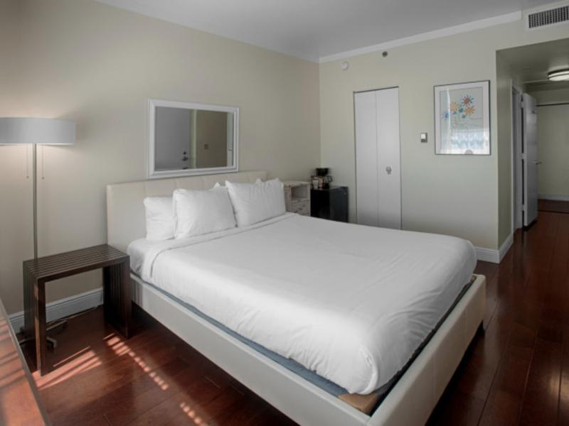 Arya Hotel and Suites Coconut Grove image