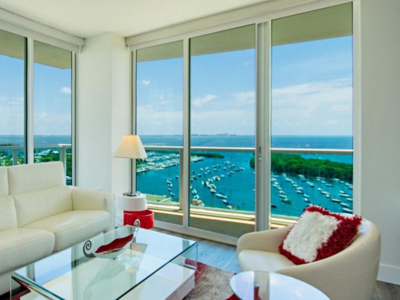 Arya Hotel and Suites Coconut Grove image