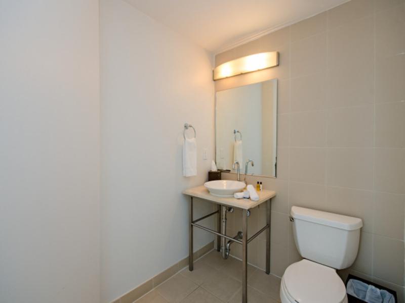 Arya Hotel and Suites Coconut Grove image