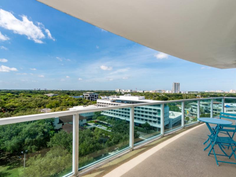 Arya Hotel and Suites Coconut Grove image