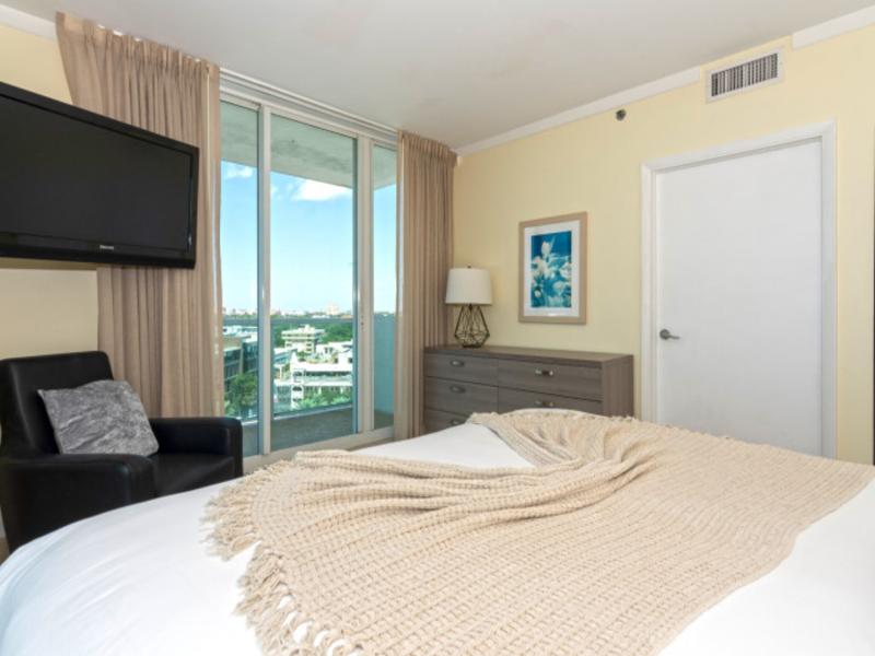 Arya Hotel and Suites Coconut Grove image