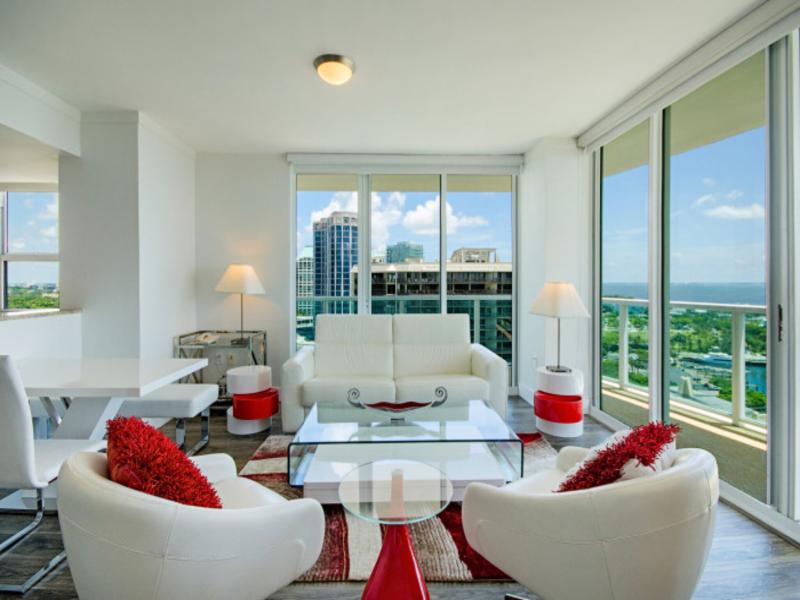 Arya Hotel and Suites Coconut Grove image