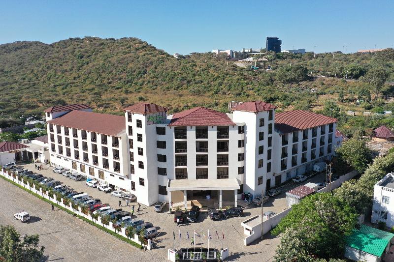 Haile Resort Adama image