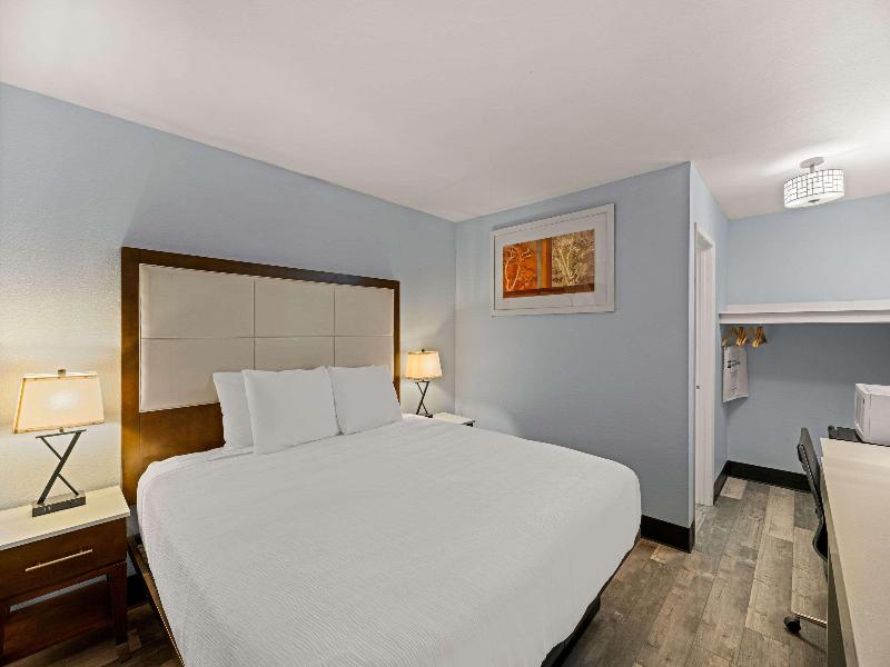 Rodeway Inn Midland South image